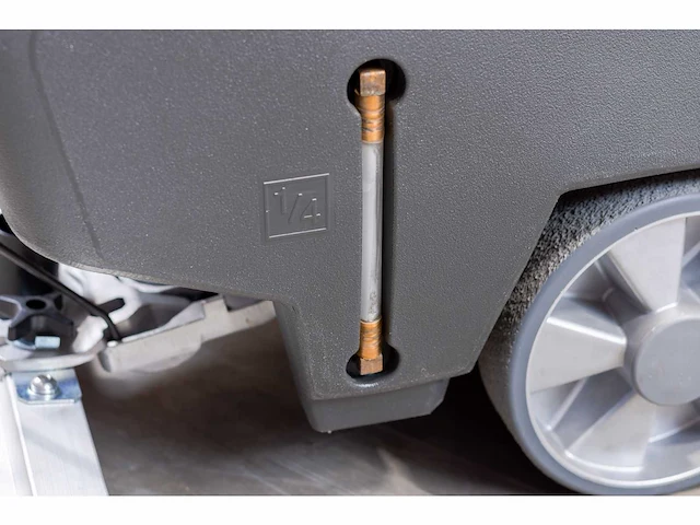 Kremer - 2025 - kr-fl50a - schrob-zuigmachine - afbeelding 8 van  23