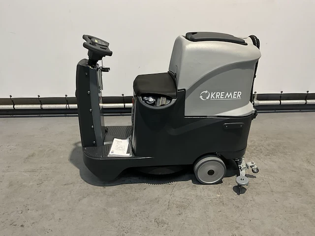 Kremer - kr fr 70 - zelfrijdende veegmachine - afbeelding 10 van  17