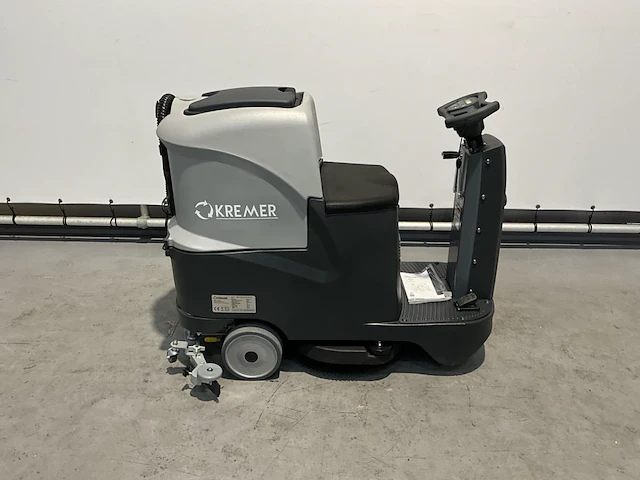 Kremer - kr fr 70 - zelfrijdende veegmachine - afbeelding 13 van  17