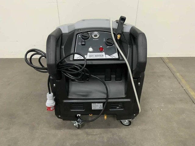 Kremer - kr7300 warm water diesel - hogedrukreiniger - afbeelding 4 van  13