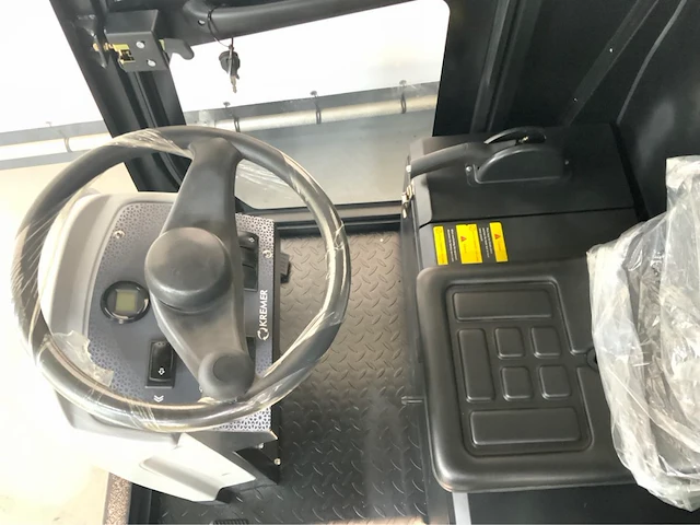 Kremer - krs 100 - zelfrijdende veegmachine - afbeelding 16 van  24