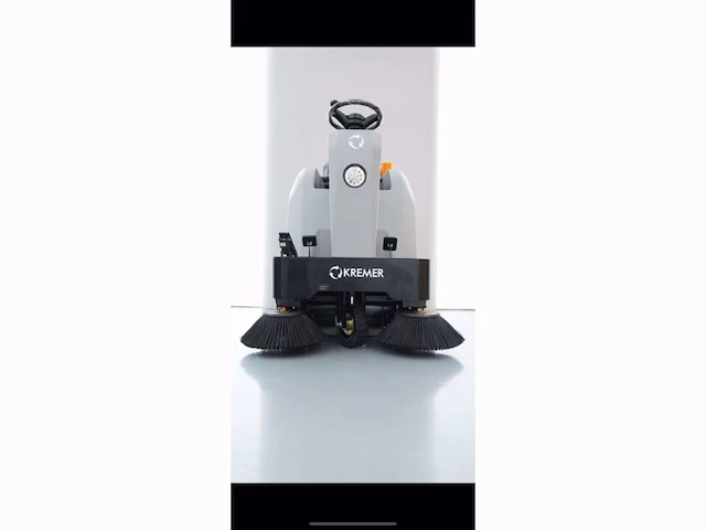 Kremer - kryzs4 opzit veeg machine - zelfrijdende veegmachine - afbeelding 2 van  10