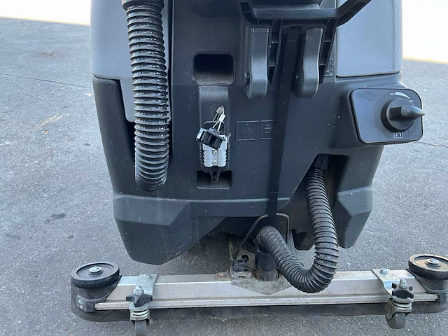 Kremer scrubber kr-fl50a vloerreiniger - vloerschrobmachine - afbeelding 10 van  12