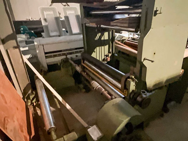 Kreunert rollen afwikkelmachine voor rollen zonder kern (ideaal in verpakkingsindustrie) - afbeelding 17 van  19