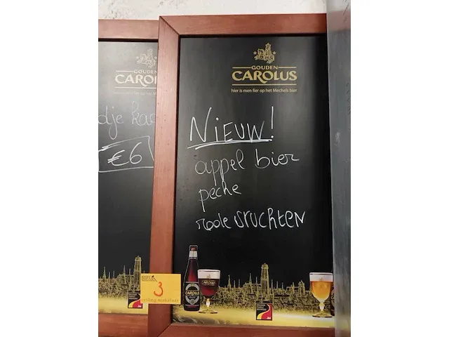 Krijtborden gouden carolus. 2 stuks - afbeelding 2 van  2