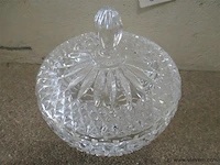Kristallen dekselpot - afbeelding 2 van  2