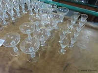 Kristallen glasservies +-42stuks - afbeelding 3 van  4