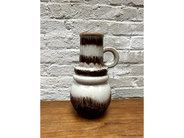Kruik keramiek h:26cm - afbeelding 1 van  1