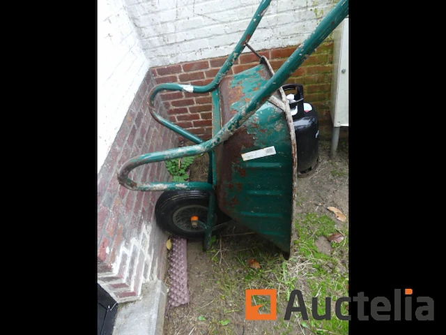 Kruiwagen en kraanbak - afbeelding 5 van  7