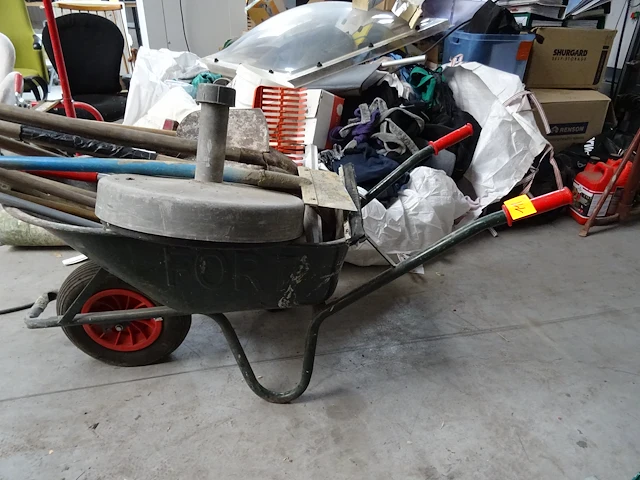 Kruiwagen fort + inhoud - afbeelding 2 van  4