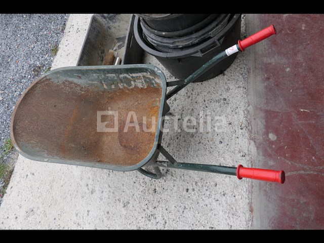 Kruiwagen, ronde schalen en rechthoekige schalen - afbeelding 2 van  9