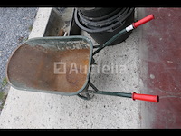 Kruiwagen, ronde schalen en rechthoekige schalen - afbeelding 2 van  9