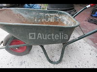 Kruiwagen, ronde schalen en rechthoekige schalen - afbeelding 3 van  9