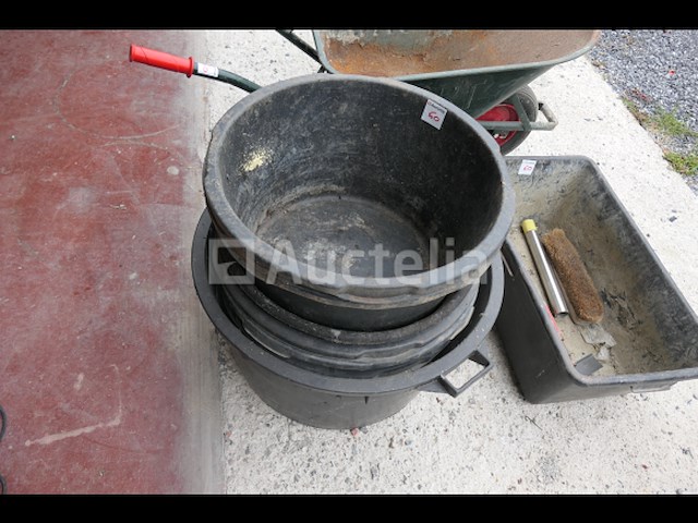 Kruiwagen, ronde schalen en rechthoekige schalen - afbeelding 4 van  9