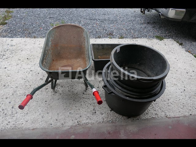 Kruiwagen, ronde schalen en rechthoekige schalen - afbeelding 6 van  9