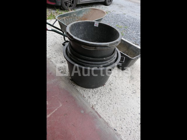 Kruiwagen, ronde schalen en rechthoekige schalen - afbeelding 7 van  9