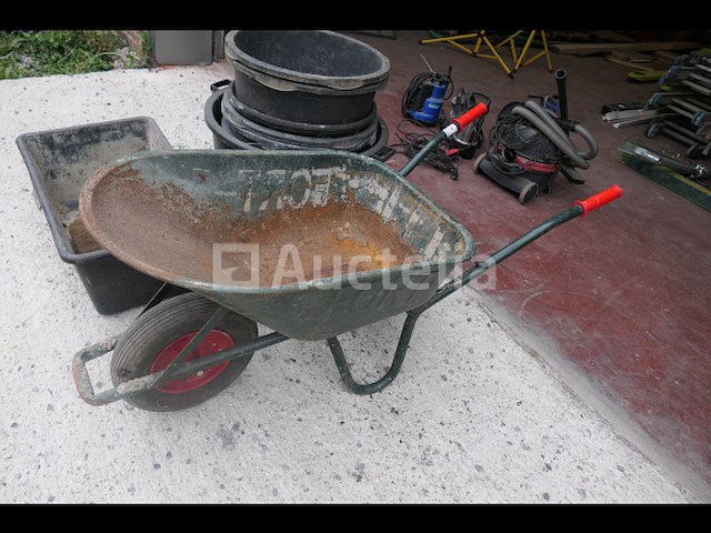 Kruiwagen, ronde schalen en rechthoekige schalen - afbeelding 8 van  9