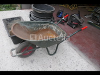 Kruiwagen, ronde schalen en rechthoekige schalen - afbeelding 8 van  9