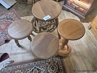 Krukjes en bijzettafel 4 stuks - afbeelding 1 van  3