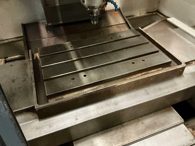 Kryle vmc 500b cnc freesmachine - afbeelding 2 van  15