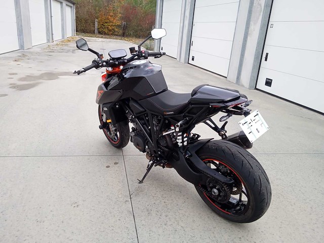 Ktm - 1290 superduke r - motorfiets - afbeelding 8 van  12
