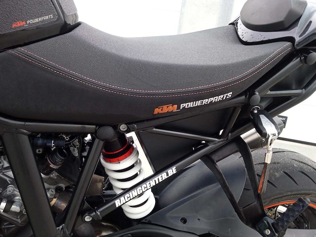 Ktm - 1290 superduke r - motorfiets - afbeelding 12 van  12
