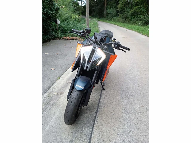 Ktm - superduke r - motorfiets - afbeelding 9 van  13