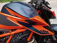 Ktm - superduke r - motorfiets - afbeelding 10 van  13