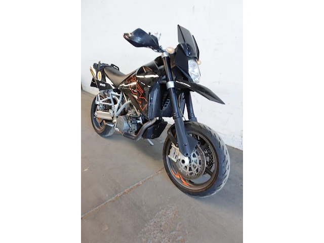 Ktm 950 supermoto - afbeelding 6 van  12