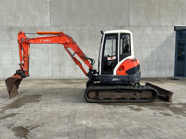 Kubota - 2005 - u45 - 3 - midigraafmachine - afbeelding 33 van  35