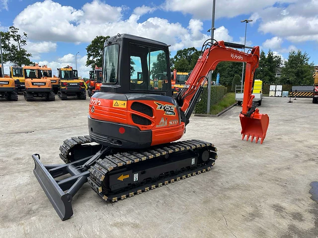 Kubota - 2012 - kx155-3 - midigraafmachine - afbeelding 31 van  36
