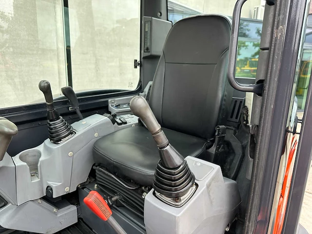 Kubota - 2014 - kx165-5 - midigraafmachine - afbeelding 28 van  44