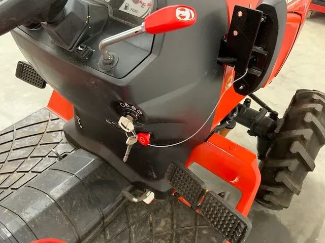 Kubota - neostar a211n tractor 4wd - afbeelding 5 van  18