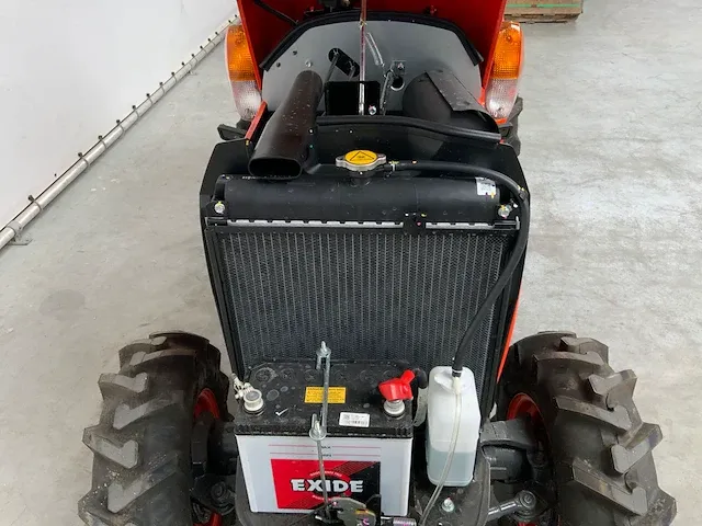 Kubota - neostar a211n tractor 4wd - afbeelding 7 van  18