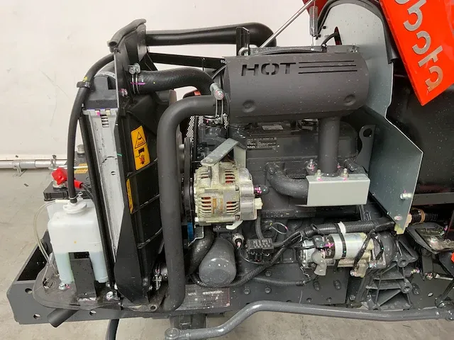 Kubota - neostar a211n tractor 4wd - afbeelding 10 van  18