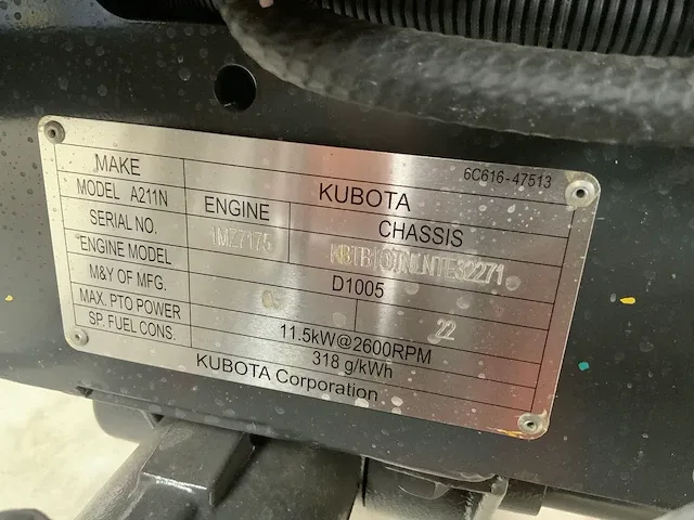 Kubota - neostar a211n tractor 4wd - afbeelding 17 van  18