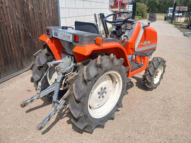 Kubota aste a17 minitractor 4wd - afbeelding 4 van  6