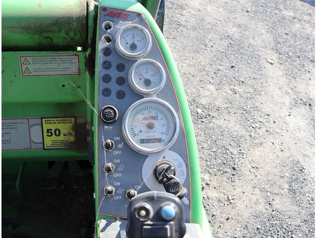 Kubota avant 640tdl - afbeelding 15 van  17