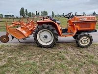 Kubota b17 vierwielaangedreven minitractor met grondfrees - afbeelding 14 van  20