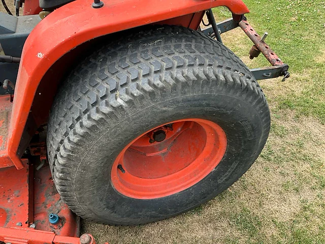 Kubota b1750 hst minitractor - afbeelding 7 van  30