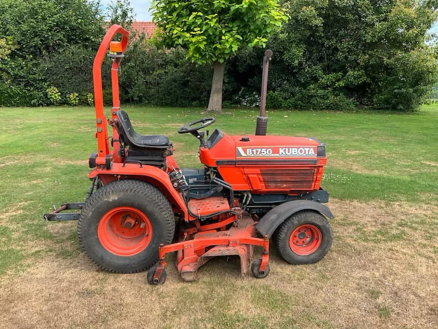 Kubota b1750 hst minitractor - afbeelding 27 van  30