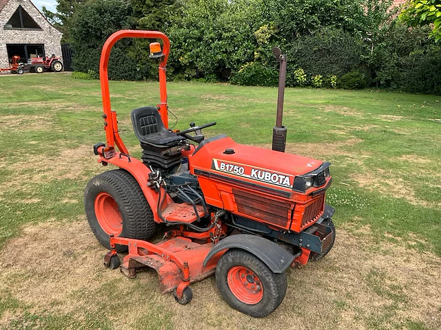 Kubota b1750 hst minitractor - afbeelding 28 van  30