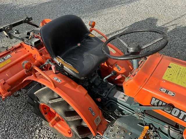 Kubota b5001 minitractor - afbeelding 14 van  16