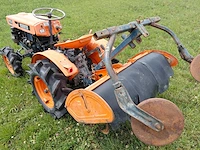 Kubota b6000 vierwielaangedreven minitractor met grondfrees - afbeelding 12 van  16