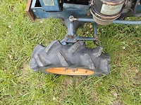Kubota b6000 vierwielaangedreven minitractor met grondfrees - afbeelding 16 van  16