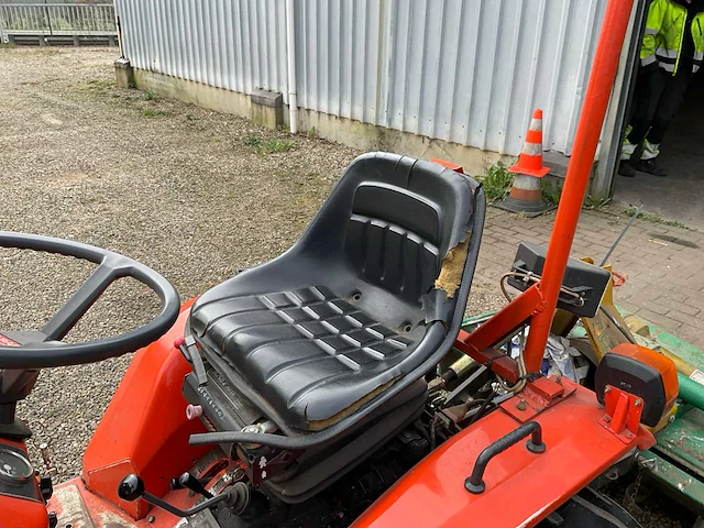 Kubota b6200 minitractor - afbeelding 4 van  24