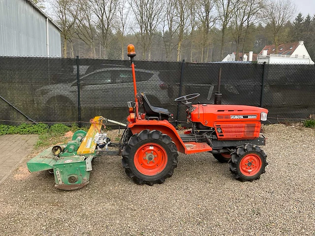 Kubota b6200 minitractor - afbeelding 21 van  24