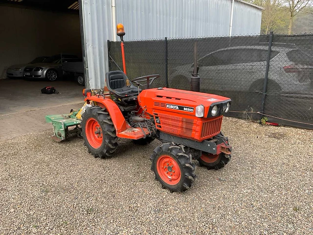 Kubota b6200 minitractor - afbeelding 23 van  24