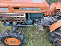Kubota b7000 minitractor met grondfrees - afbeelding 15 van  17