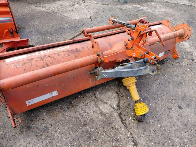 Kubota bh20tk grondfrees - afbeelding 4 van  11